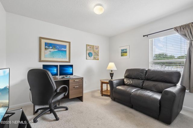 7039 DEER LODGE Circle 105, Jacksonville, FL 32256