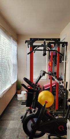 2046 N Narragansett Avenue, Chicago, IL 60639