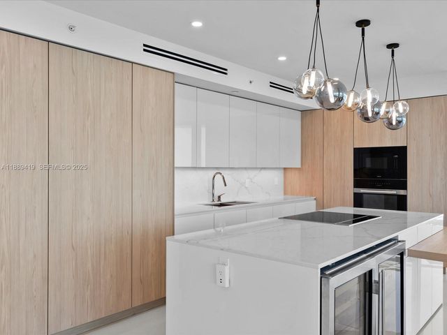 3101 S Ocean Drive 1608, Hollywood, FL 33019