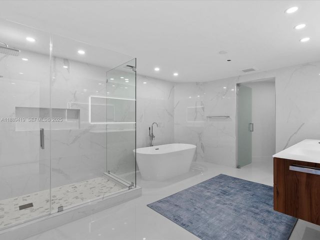 3101 S Ocean Drive 1608, Hollywood, FL 33019