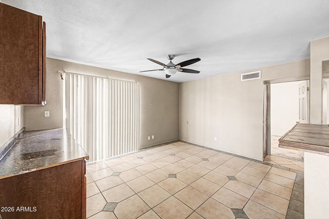 1516 W SHANGRI LA Road, Phoenix, AZ 85029