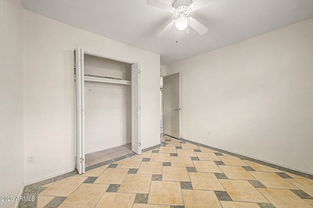 1516 W SHANGRI LA Road, Phoenix, AZ 85029