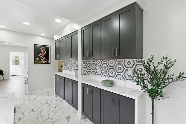 230 Rhine Street, San Francisco, CA 94112