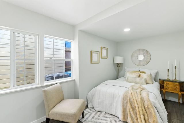 230 Rhine Street, San Francisco, CA 94112