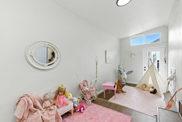 230 Rhine Street, San Francisco, CA 94112