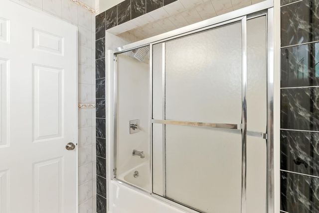 230 Rhine Street, San Francisco, CA 94112