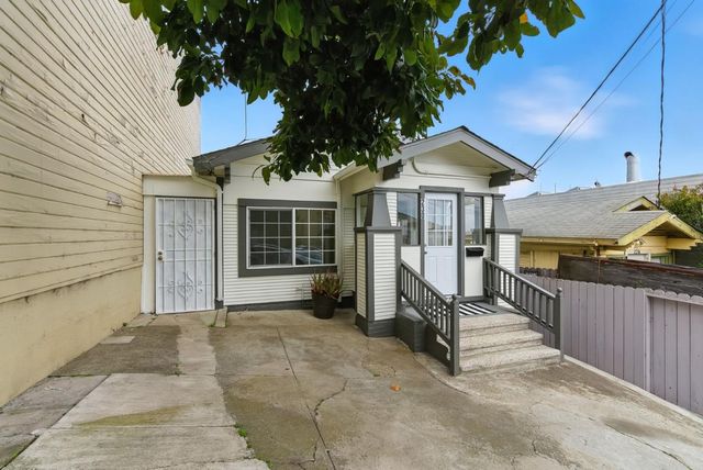230 Rhine Street, San Francisco, CA 94112