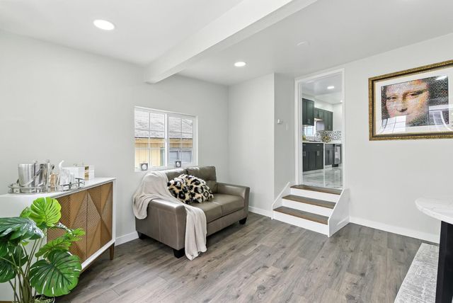 230 Rhine Street, San Francisco, CA 94112