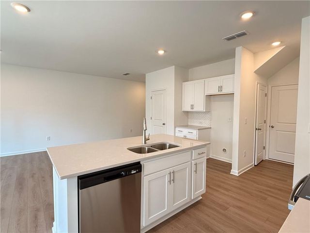 6748 Armonia Drive SW, Mableton, GA 30126