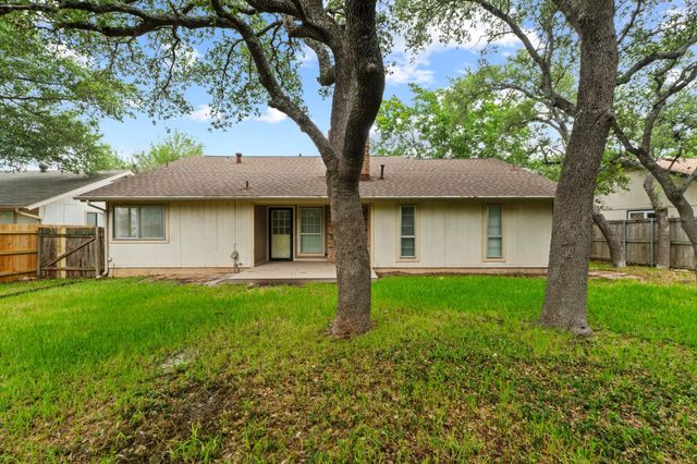 3509 Monument DR, Round Rock, TX 78681