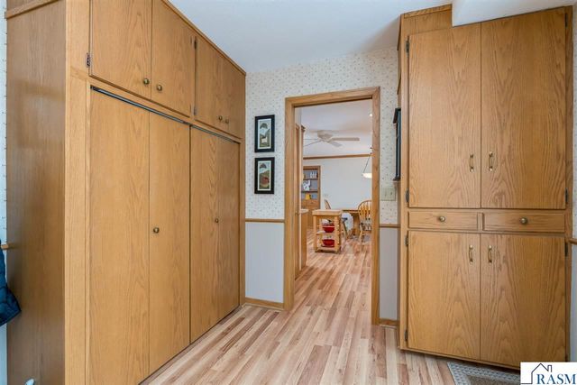 220 Alta Drive, Mankato, MN 56001