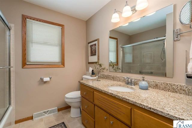 220 Alta Drive, Mankato, MN 56001