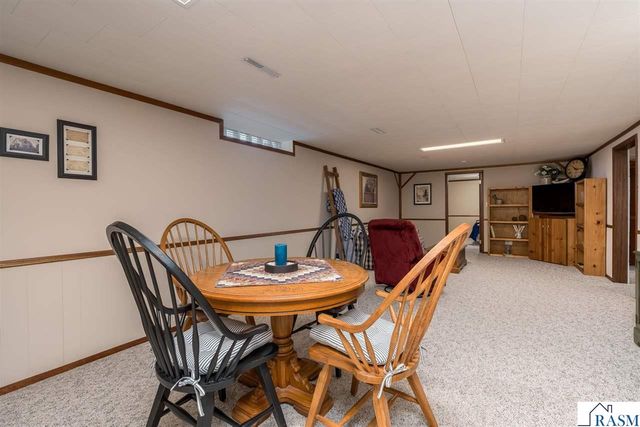 220 Alta Drive, Mankato, MN 56001