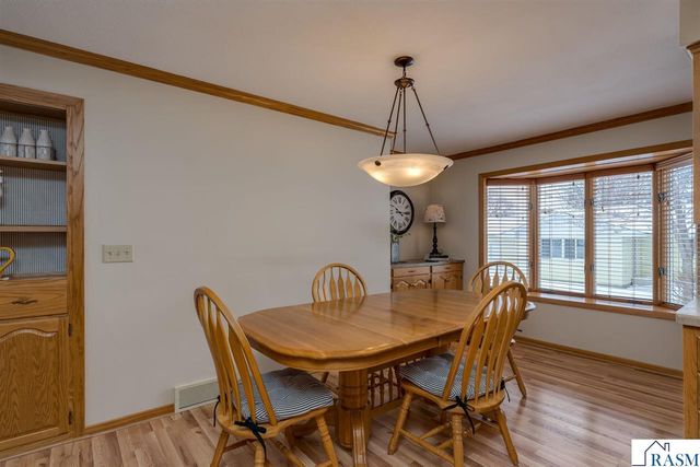 220 Alta Drive, Mankato, MN 56001