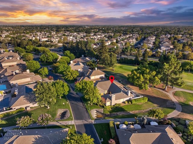9596 Golf Course Ln, Elk Grove, CA 95758