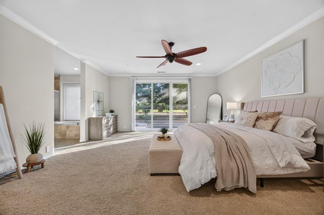 9596 Golf Course Ln, Elk Grove, CA 95758