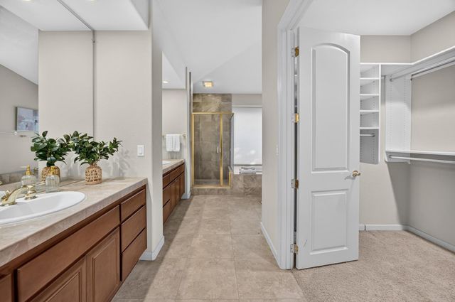 9596 Golf Course Ln, Elk Grove, CA 95758