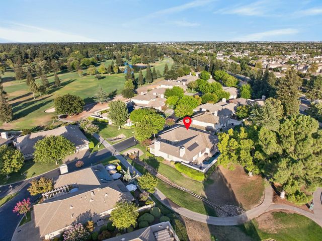 9596 Golf Course Ln, Elk Grove, CA 95758