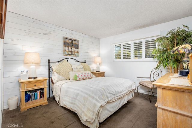 2372 Antigua Court, Hemet, CA 92545