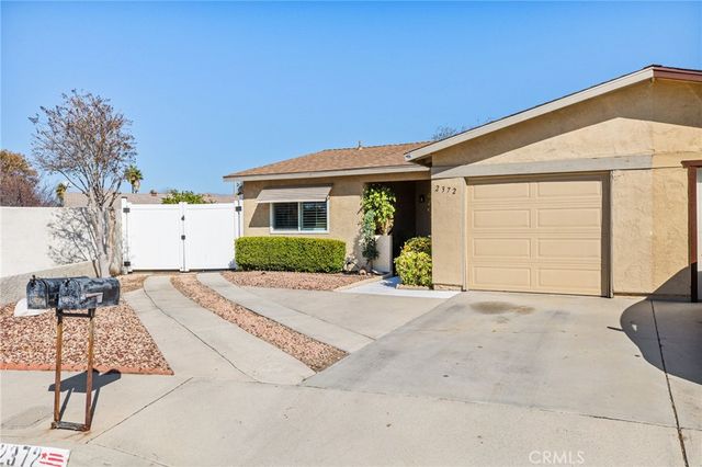 2372 Antigua Court, Hemet, CA 92545