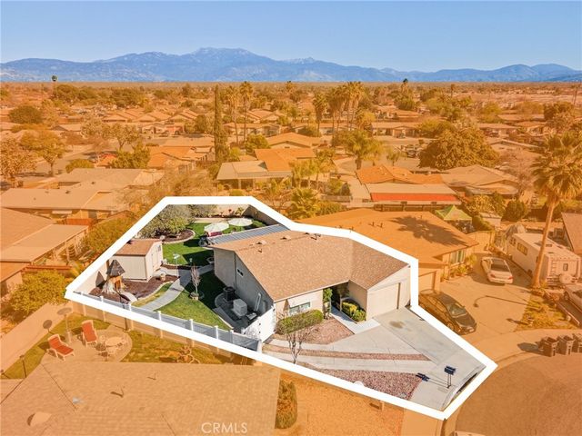 2372 Antigua Court, Hemet, CA 92545