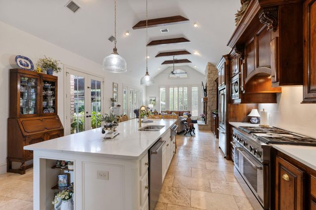 32203 River Park Drive, Magnolia, TX 77355