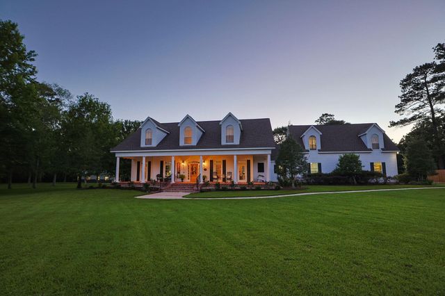 32203 River Park Drive, Magnolia, TX 77355
