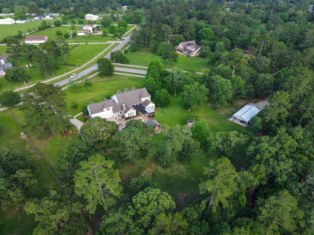 32203 River Park Drive, Magnolia, TX 77355