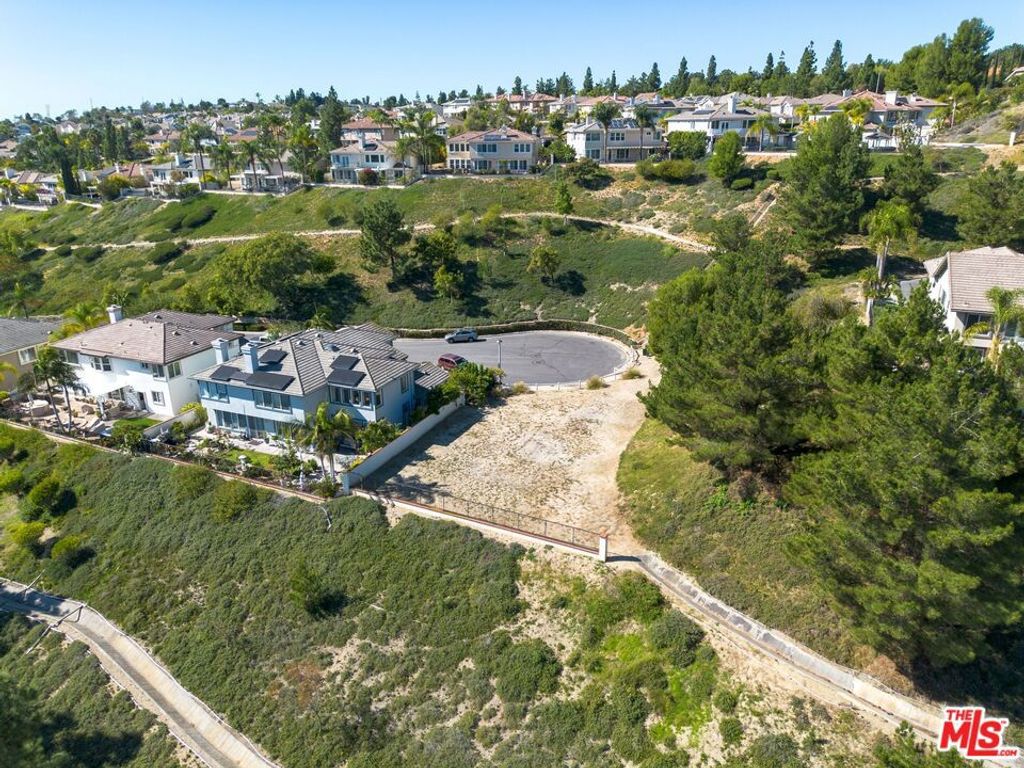 Image 3 of property listing at 20260 Thagard Way, Yorba Linda, CA 92887