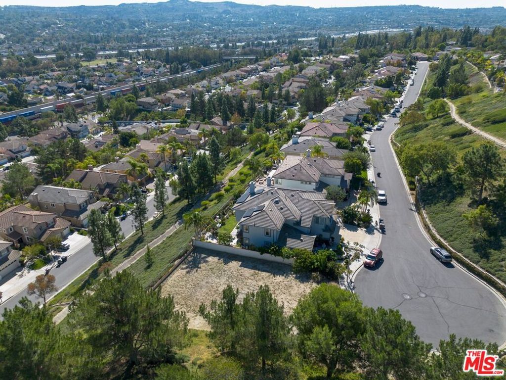 Image 8 of property listing at 20260 Thagard Way, Yorba Linda, CA 92887