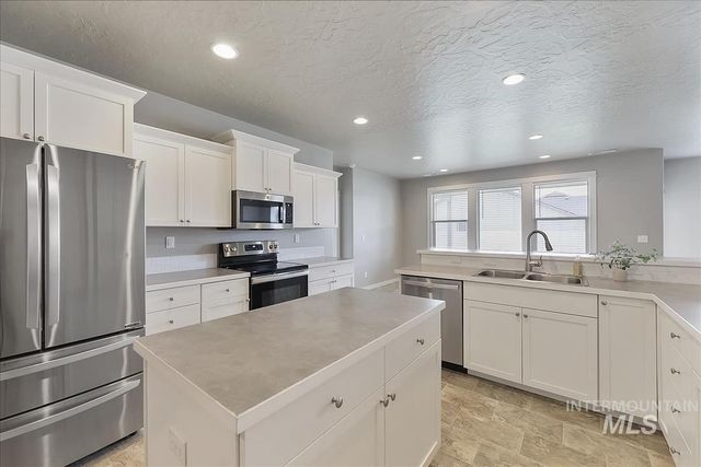 652 S Lancaster Drive, Nampa, ID 83686