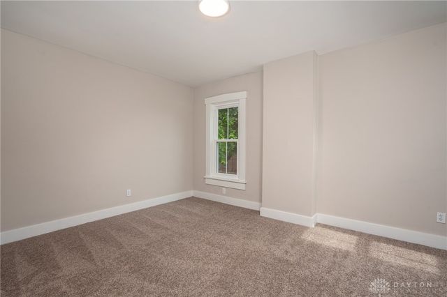 16 Mcdaniel Street, Dayton, OH 45405