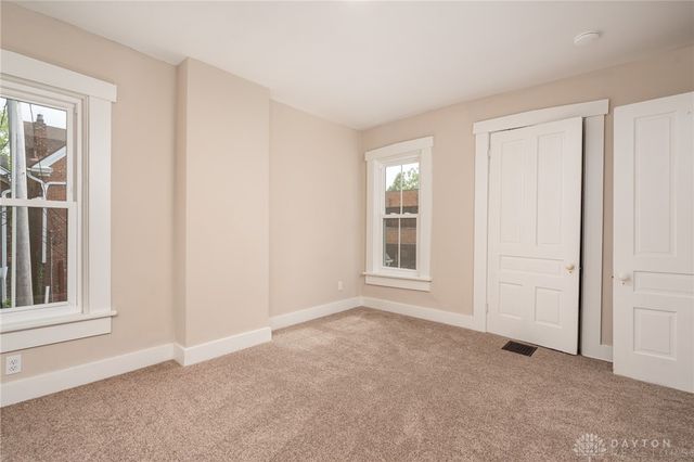 16 Mcdaniel Street, Dayton, OH 45405