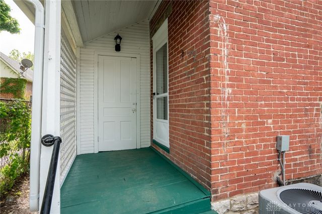 16 Mcdaniel Street, Dayton, OH 45405