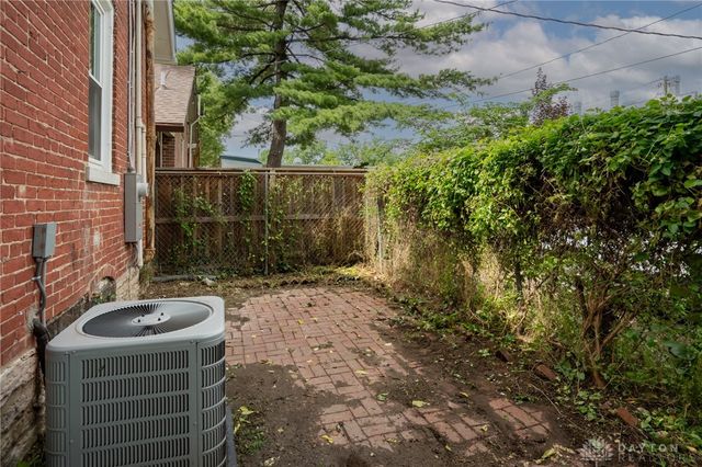 16 Mcdaniel Street, Dayton, OH 45405