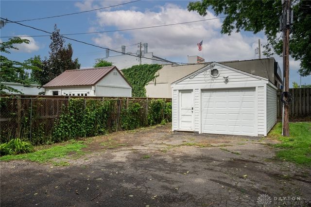 16 Mcdaniel Street, Dayton, OH 45405