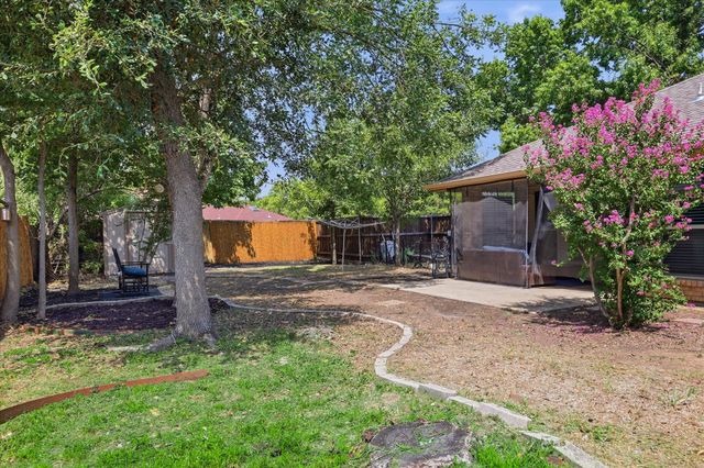 629 Park Lane, Highland Village, TX 75077