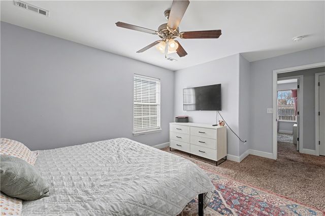 5905 NW McClellen Street, Bentonville, AR 72713