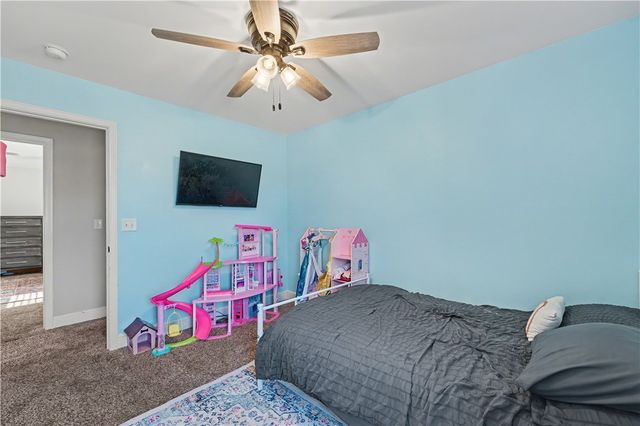 5905 NW McClellen Street, Bentonville, AR 72713