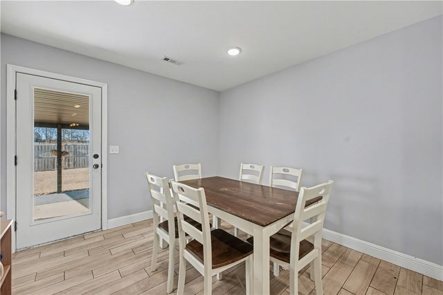 5905 NW McClellen Street, Bentonville, AR 72713