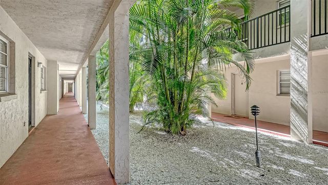 3700 S OSPREY AVENUE 219, Sarasota, FL 34239