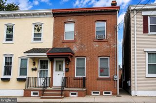 35 EMORY AVE, Trenton, NJ 08611