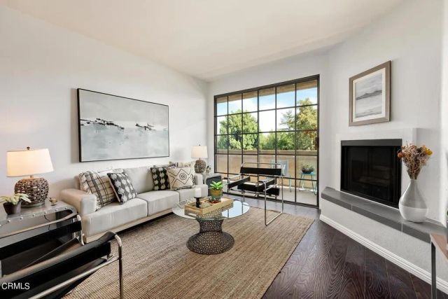 221 S Oak Knoll Avenue 304, Pasadena, CA 91101