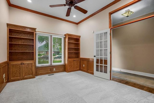 3024 S Fallbrook Court, Blue Springs, MO 64015