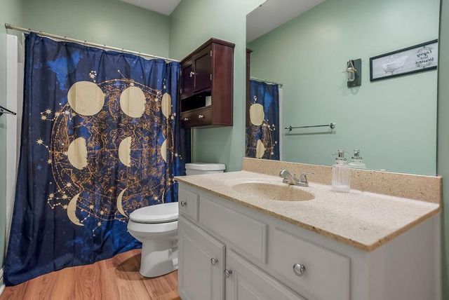 3024 S Fallbrook Court, Blue Springs, MO 64015