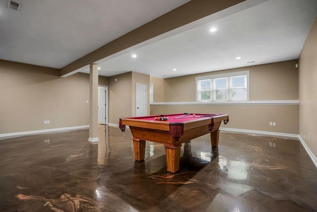 3024 S Fallbrook Court, Blue Springs, MO 64015