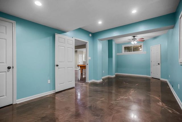 3024 S Fallbrook Court, Blue Springs, MO 64015