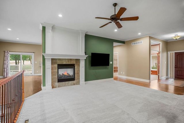3024 S Fallbrook Court, Blue Springs, MO 64015
