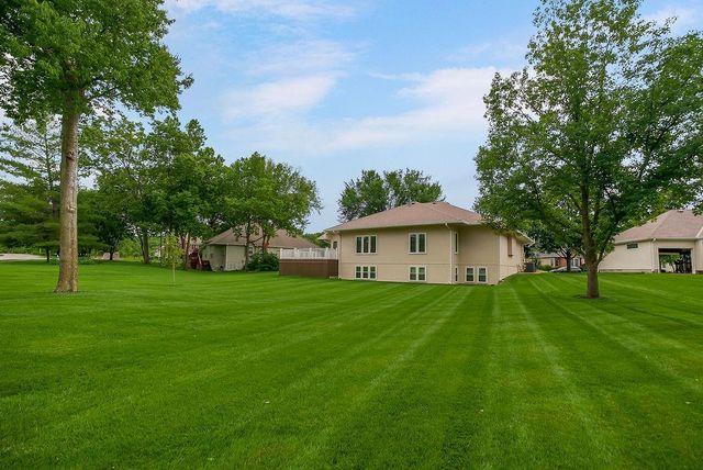 3024 S Fallbrook Court, Blue Springs, MO 64015