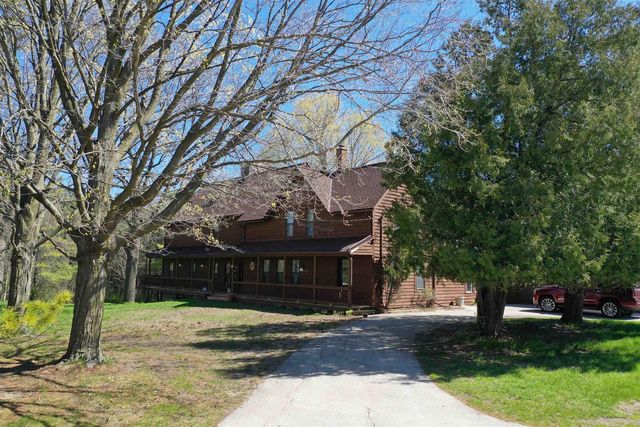 4002 CTY RD I, Saukville, WI 53080